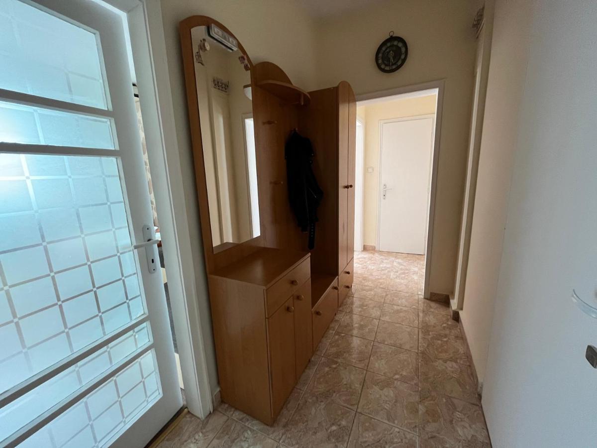 Apartment Acacia Varna Exteriör bild