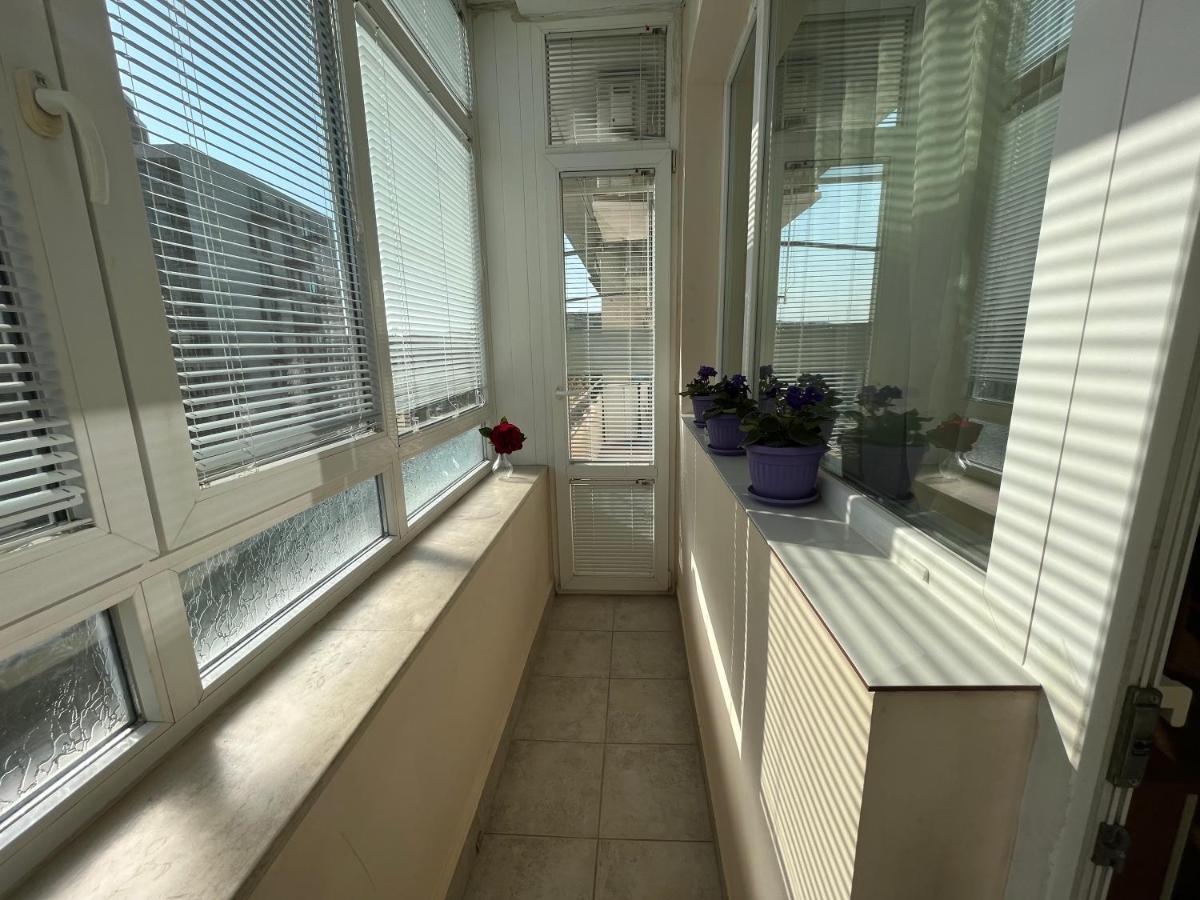 Apartment Acacia Varna Exteriör bild